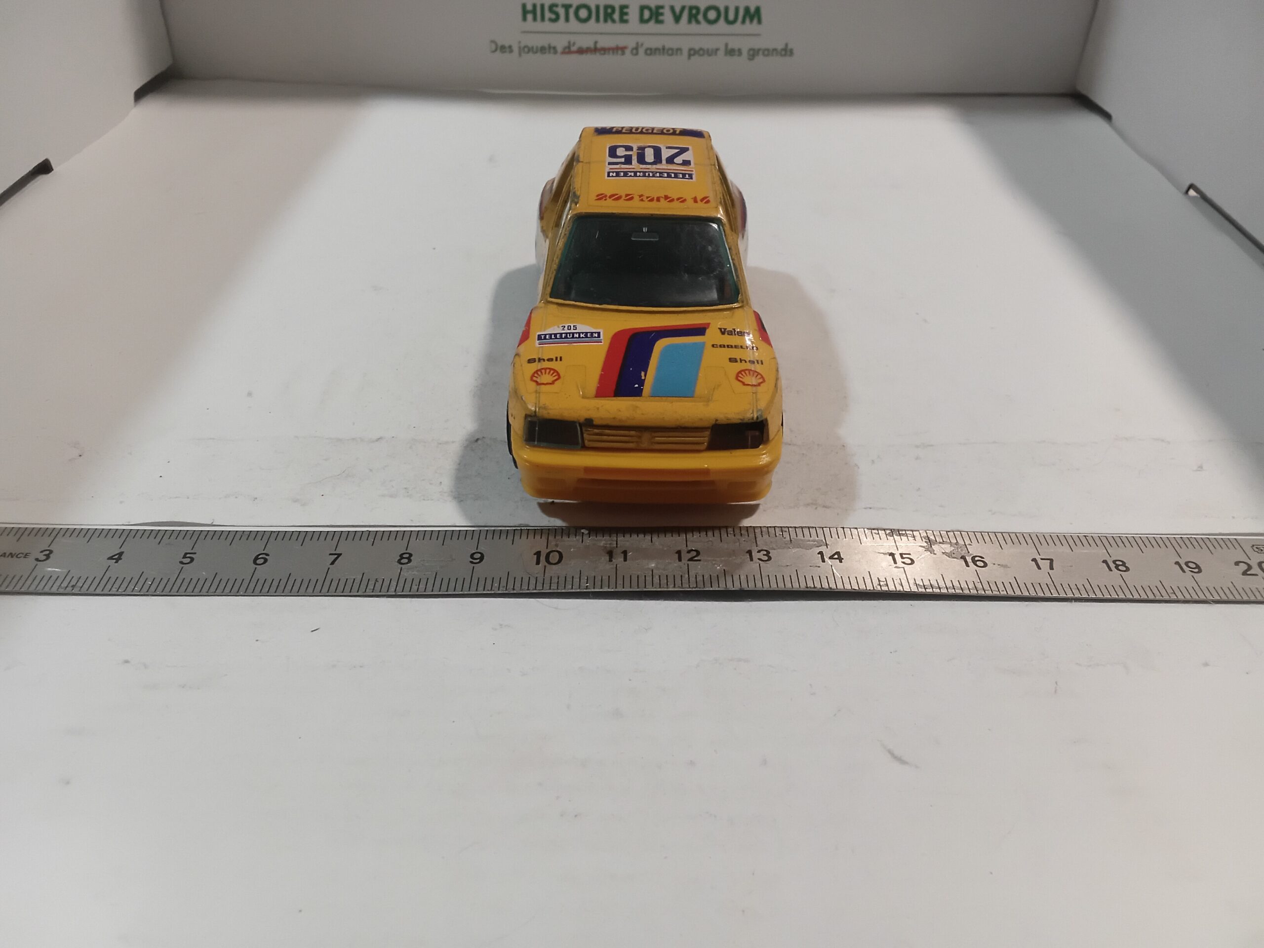 Peugeot 205 Turbo 16 Telefunken n°205 Bburago 1/43 – Image 2