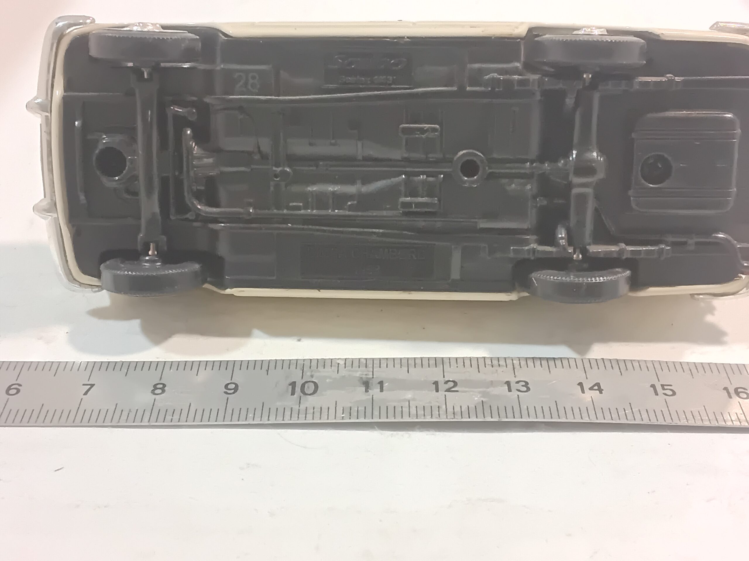 Simca Chambord 1958 Solido 1/43 – Image 5