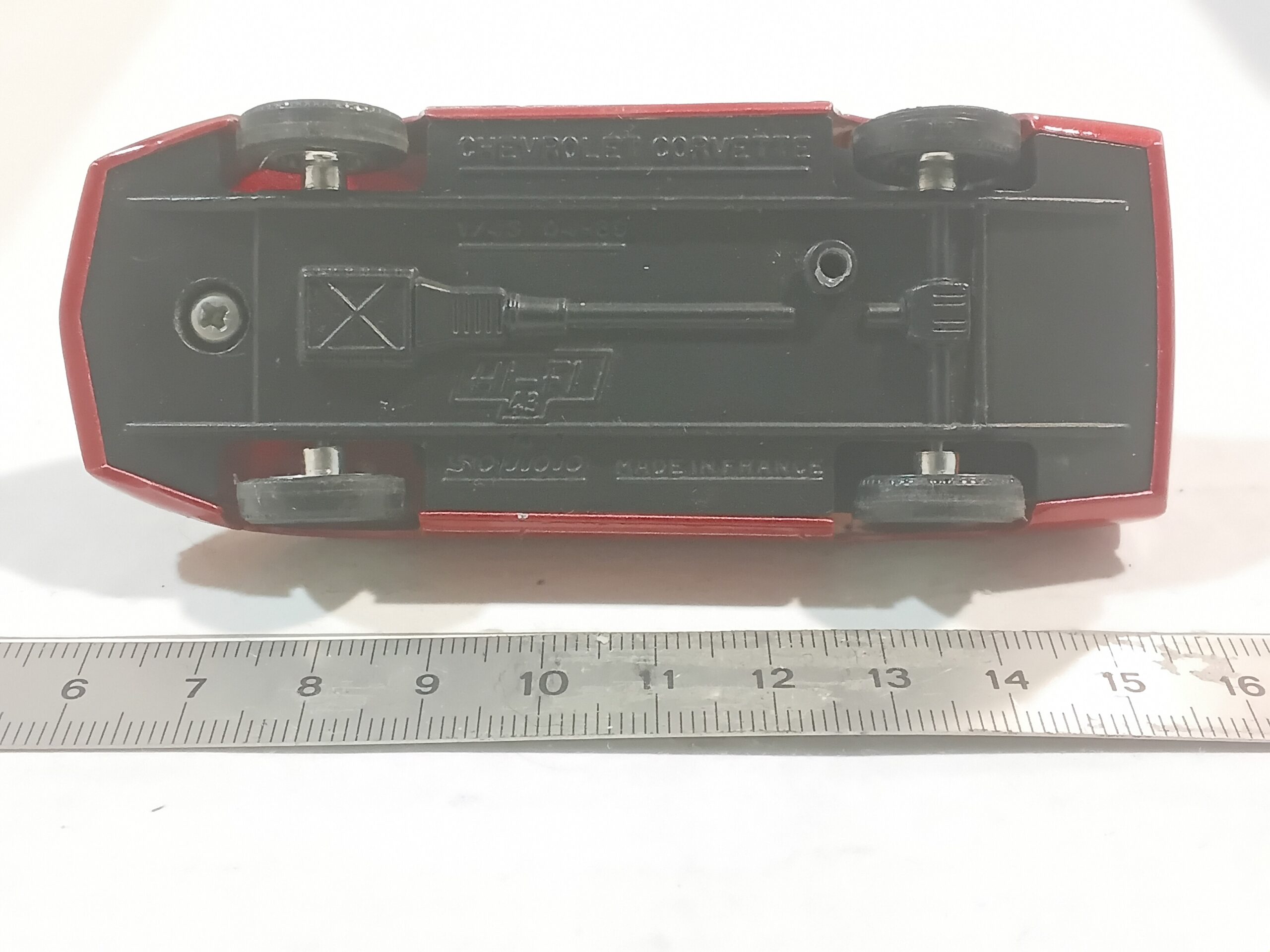 Chevrolet Corvette Rouge Solido 1/43 – Image 5