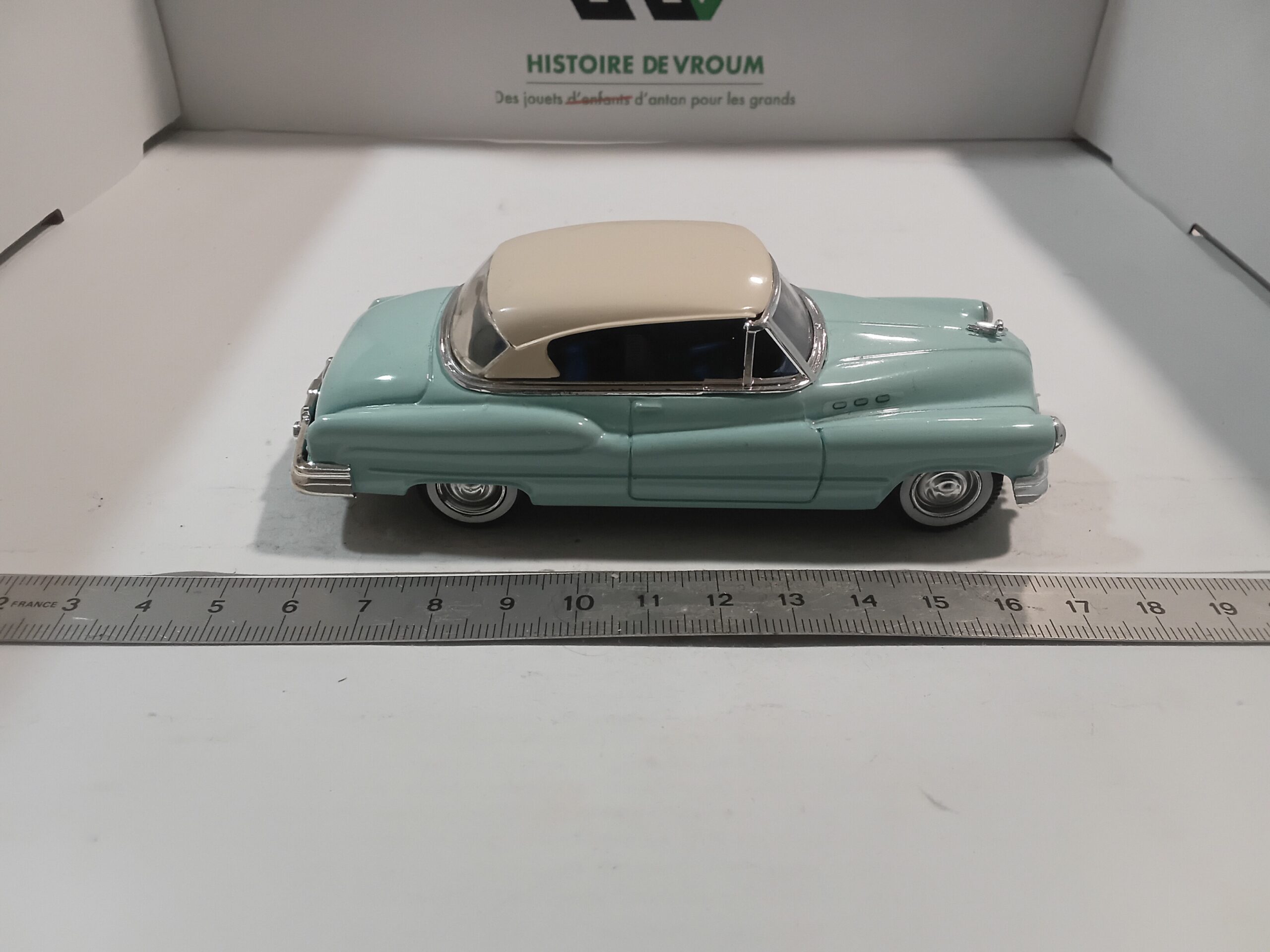 Buick 1950 Cabriolet Bleu Solido 1/43 – Image 4