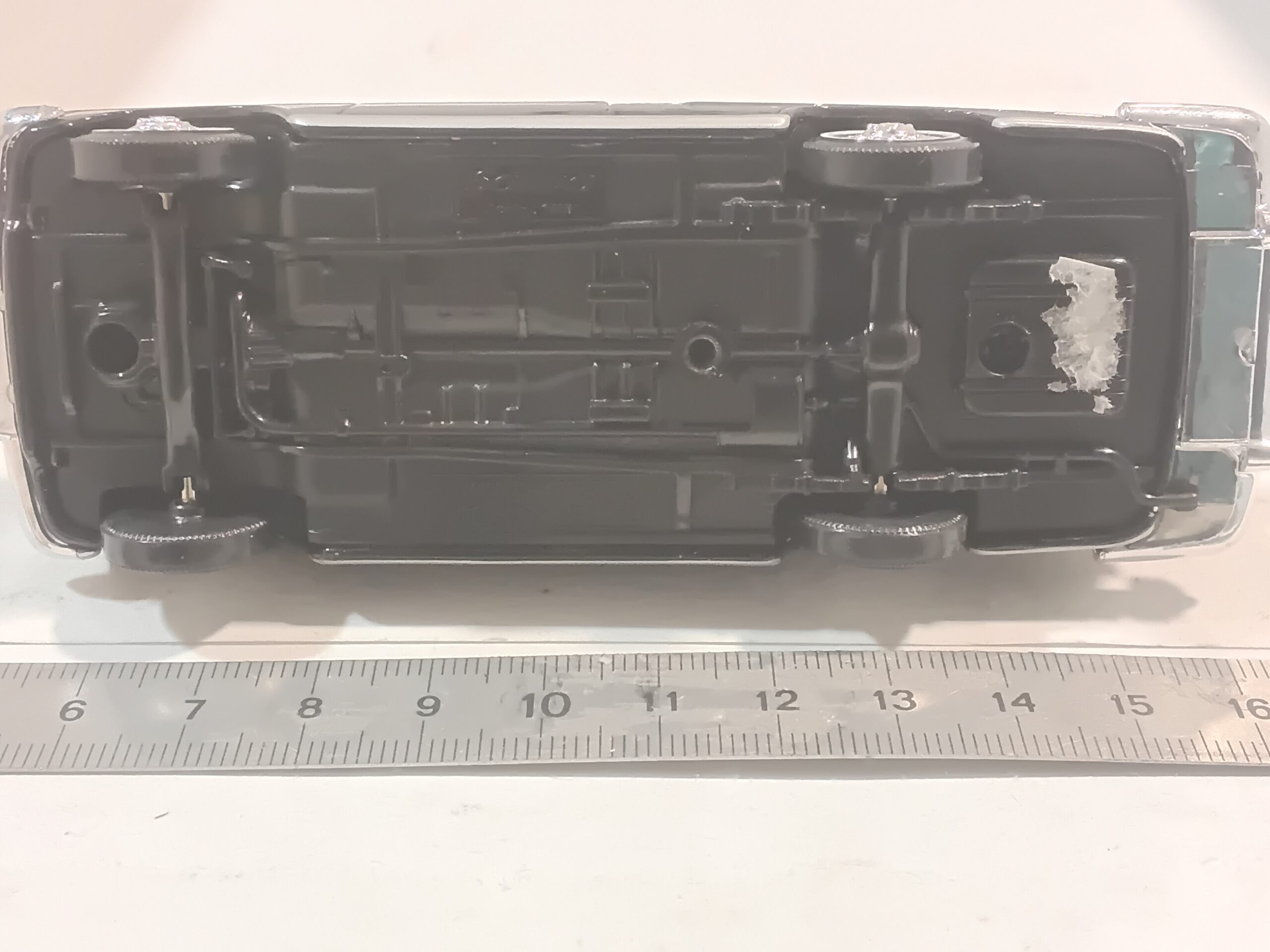 Simca Chambord Présidence 1958 Solido 1/43 – Image 5