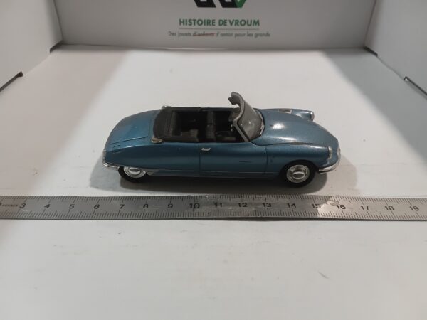 Citroën DS 19 Cabriolet 1961 Universal Hobbies 1/43 – Image 4
