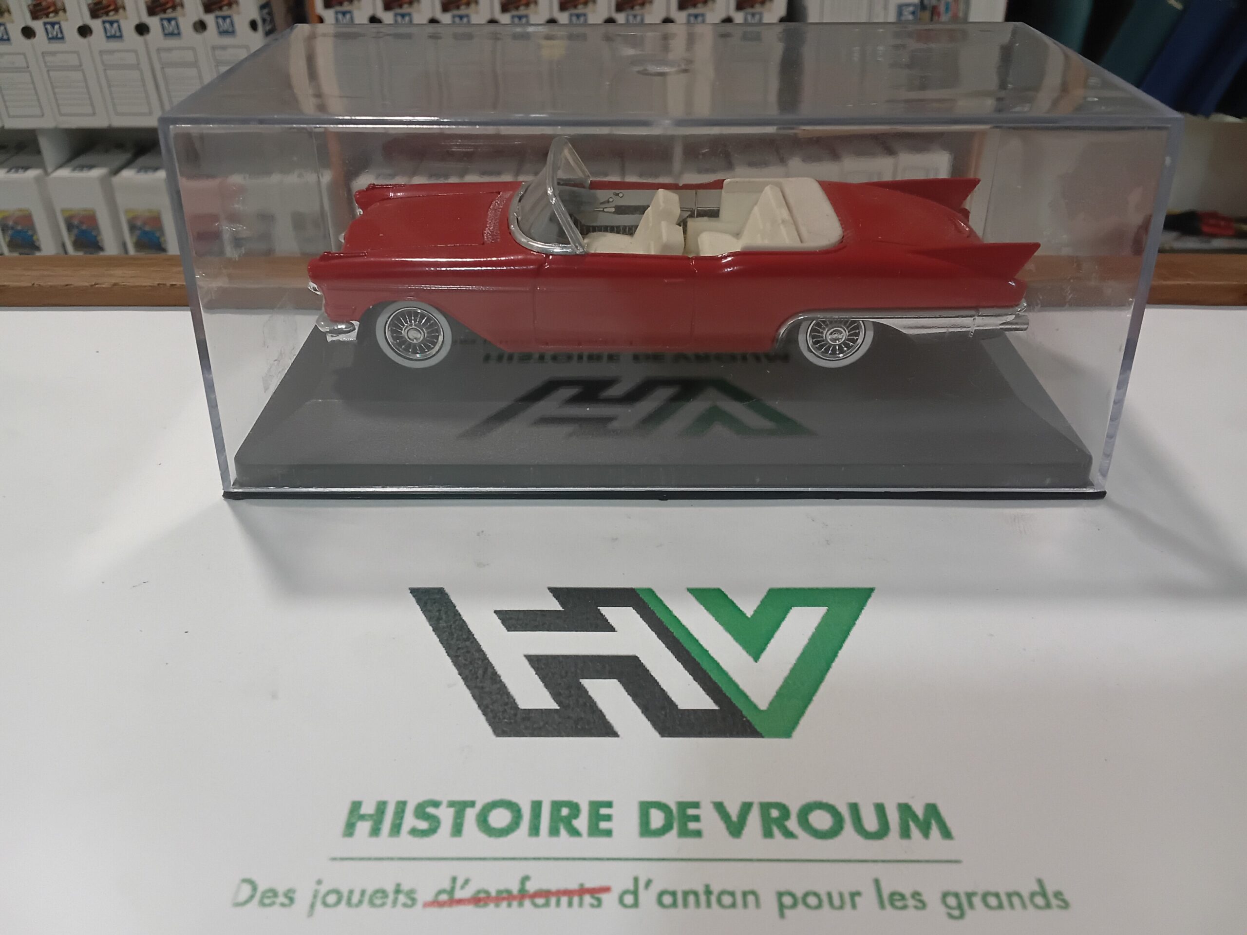 Cadillac Eldorado Biarritz (sans toit) 1957 1/43 Solido