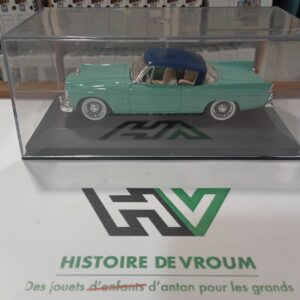 Studebaker 1957 Silver Hawk 1/43 Bleue