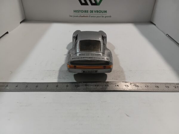 Porsche 959 Grise Shell Maisto 1/36 – Image 3