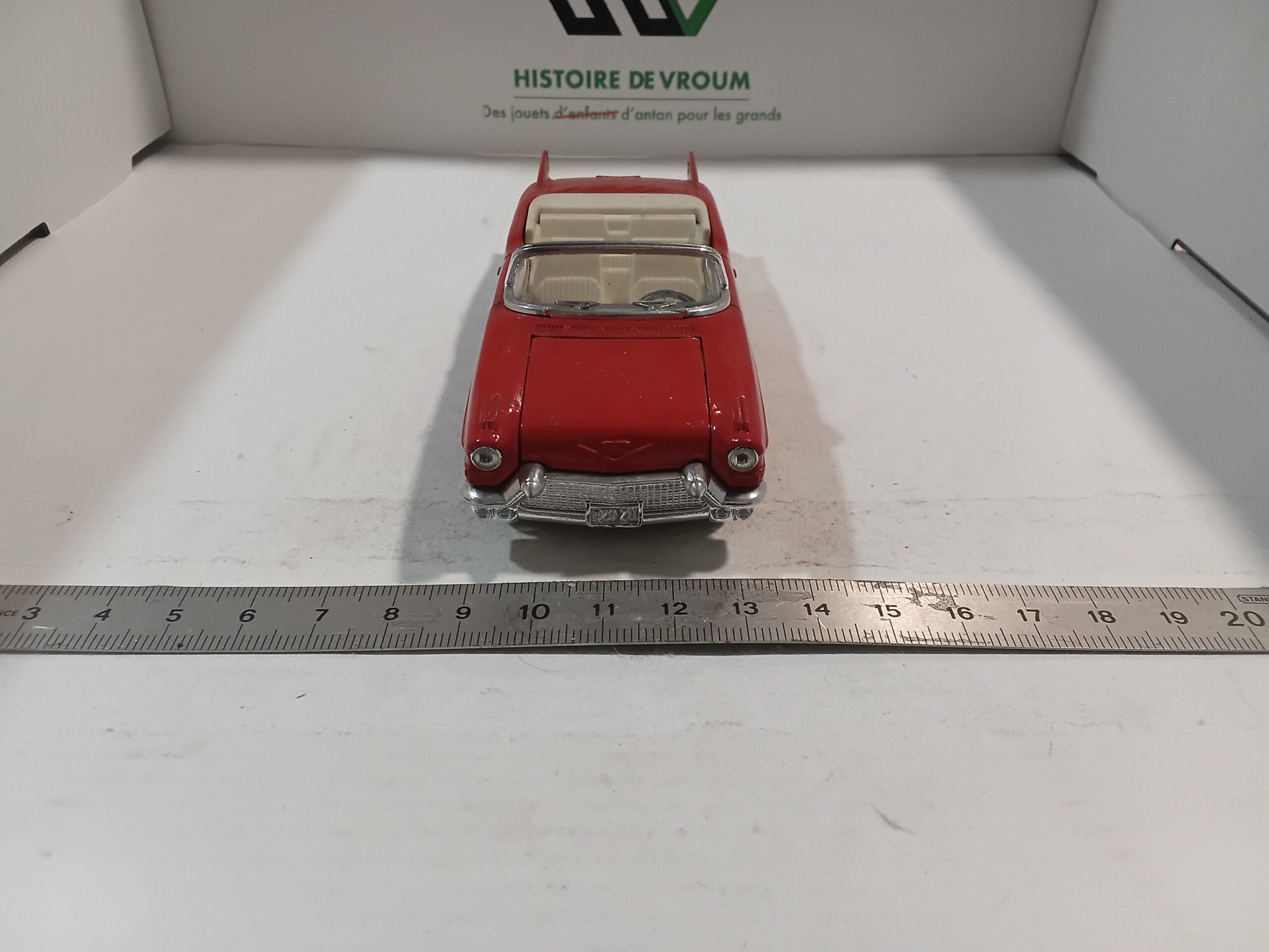 Cadillac Eldorado Biarritz (sans toit) 1957 1/43 Solido – Image 2