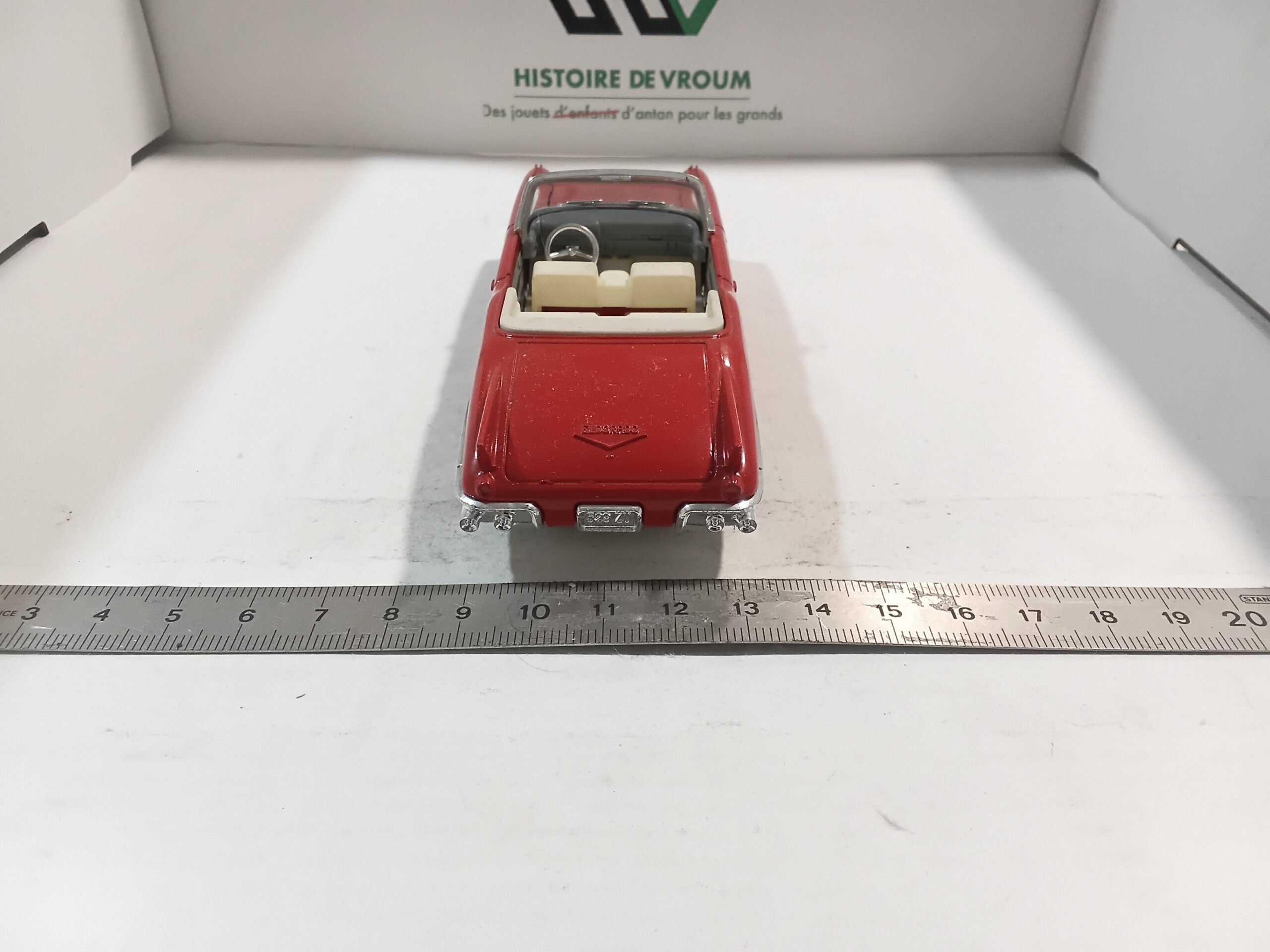 Cadillac Eldorado Biarritz (sans toit) 1957 1/43 Solido – Image 3