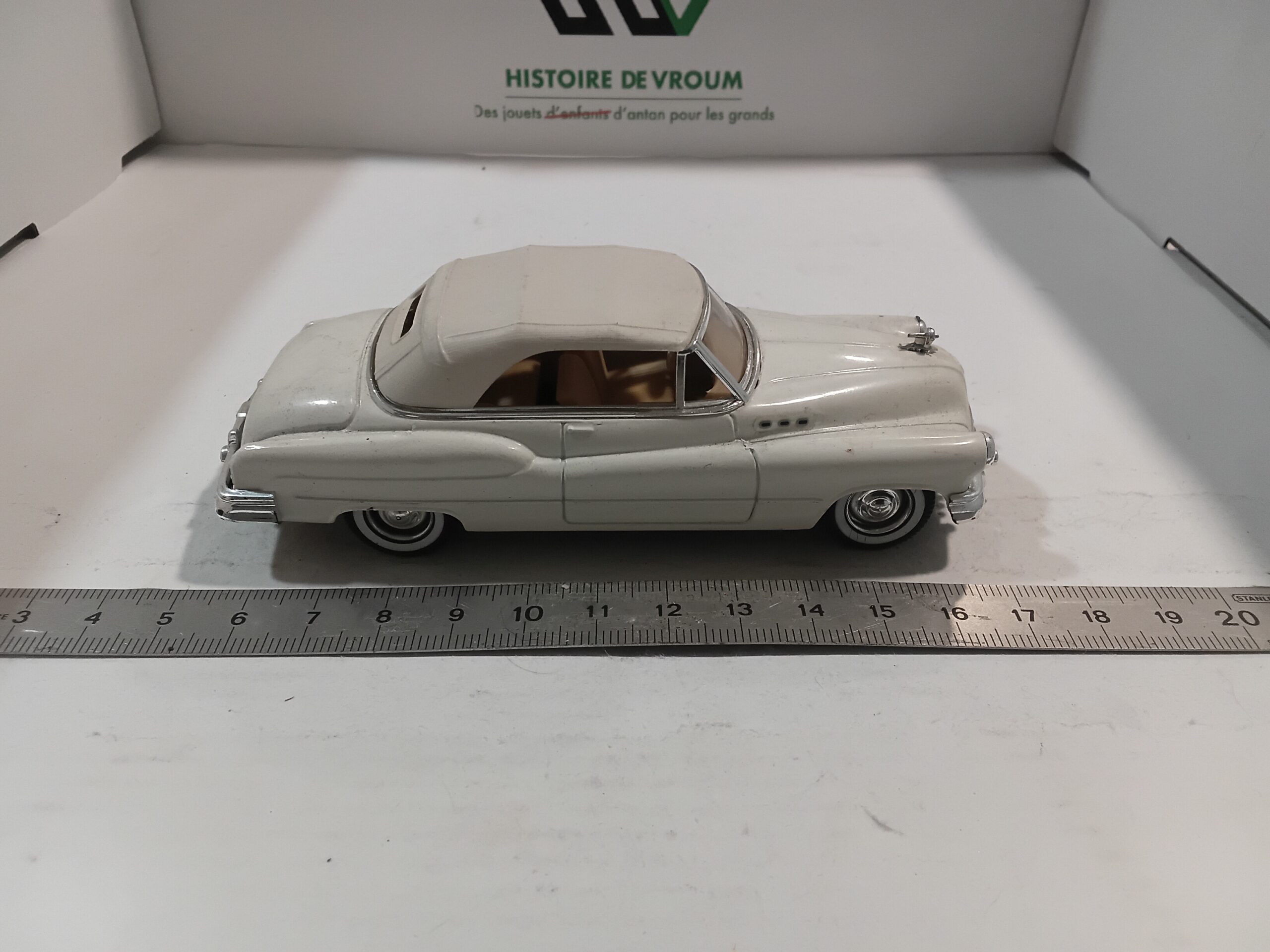 Buick 1950 Cabriolet Blanc 1/43 – Image 4
