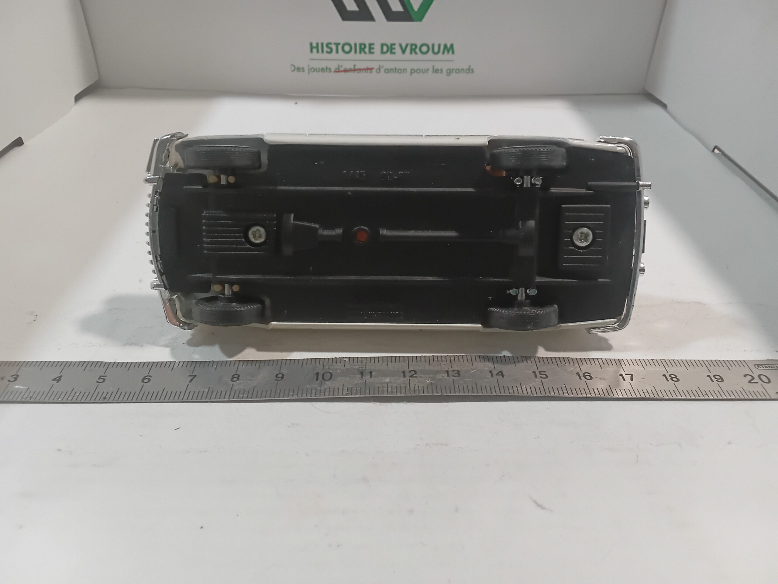 Buick 1950 Cabriolet Blanc 1/43 – Image 5