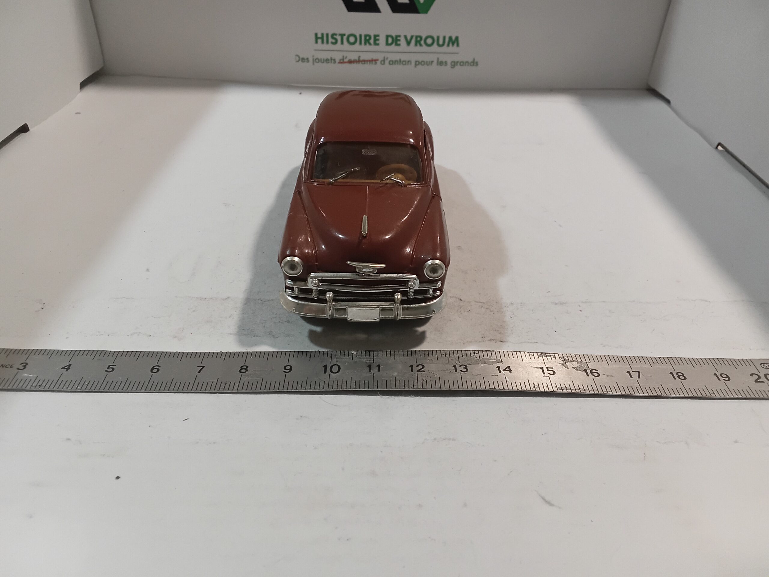 Chevrolet 1950 Marron n°4508 Solido 1/43 – Image 2