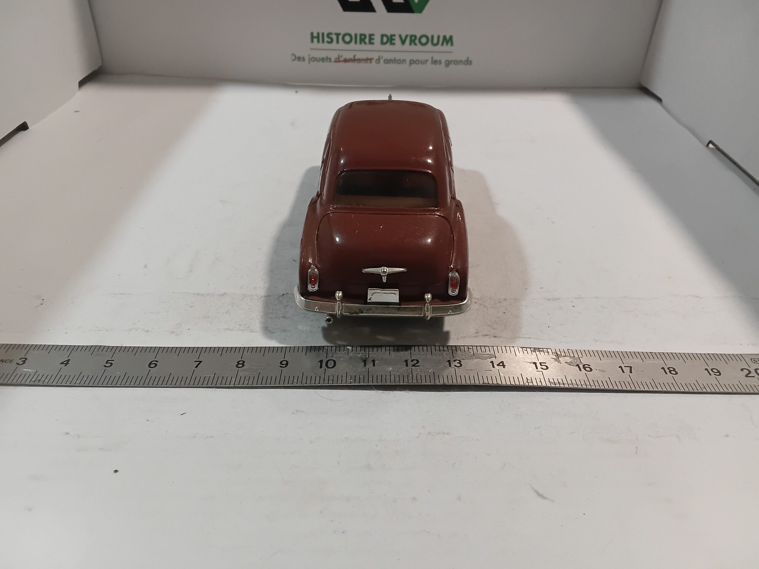 Chevrolet 1950 Marron n°4508 Solido 1/43 – Image 3