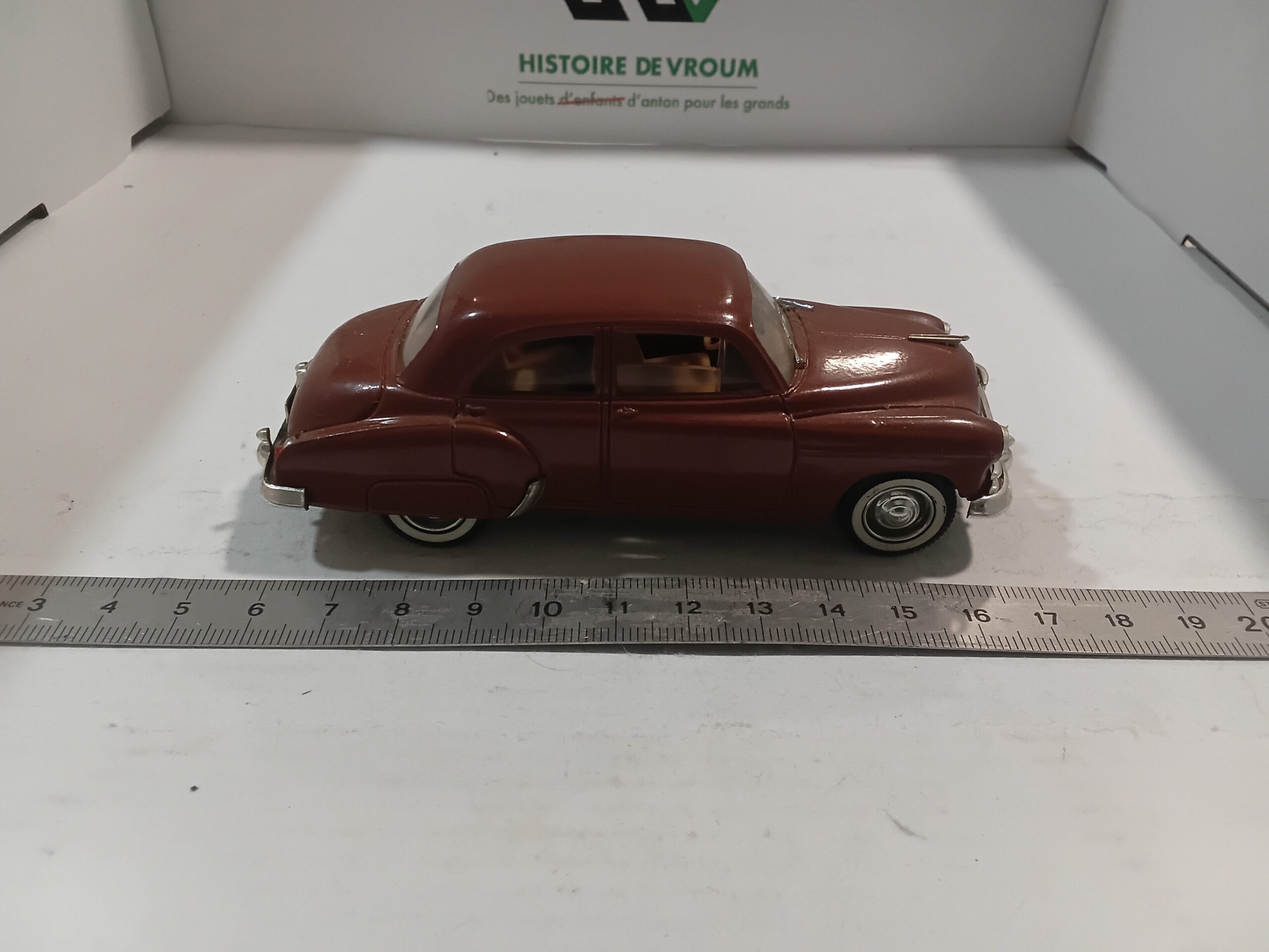 Chevrolet 1950 Marron n°4508 Solido 1/43 – Image 4