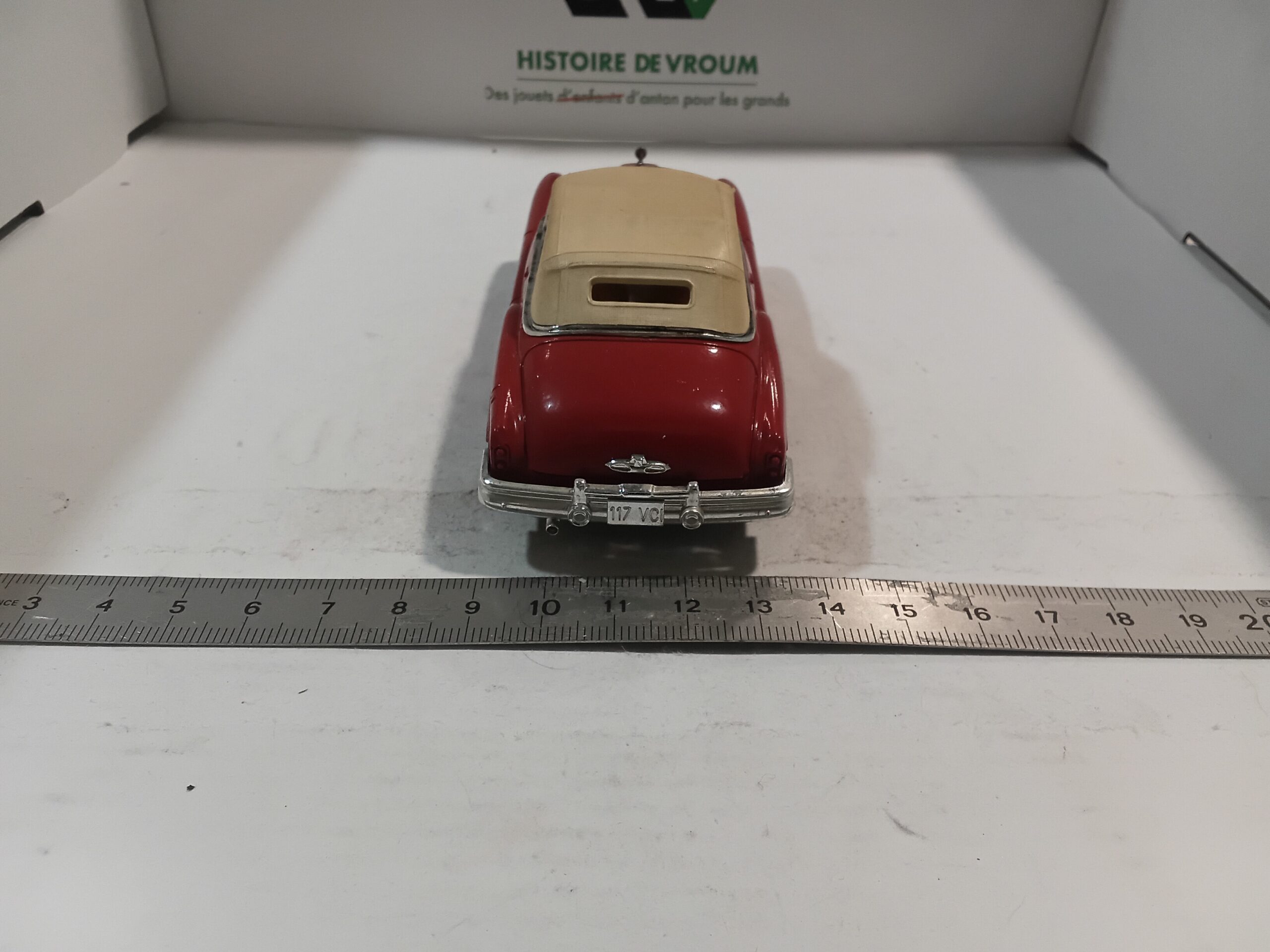 Buick 1950 Cabriolet Rouge Solido 1/43 – Image 3
