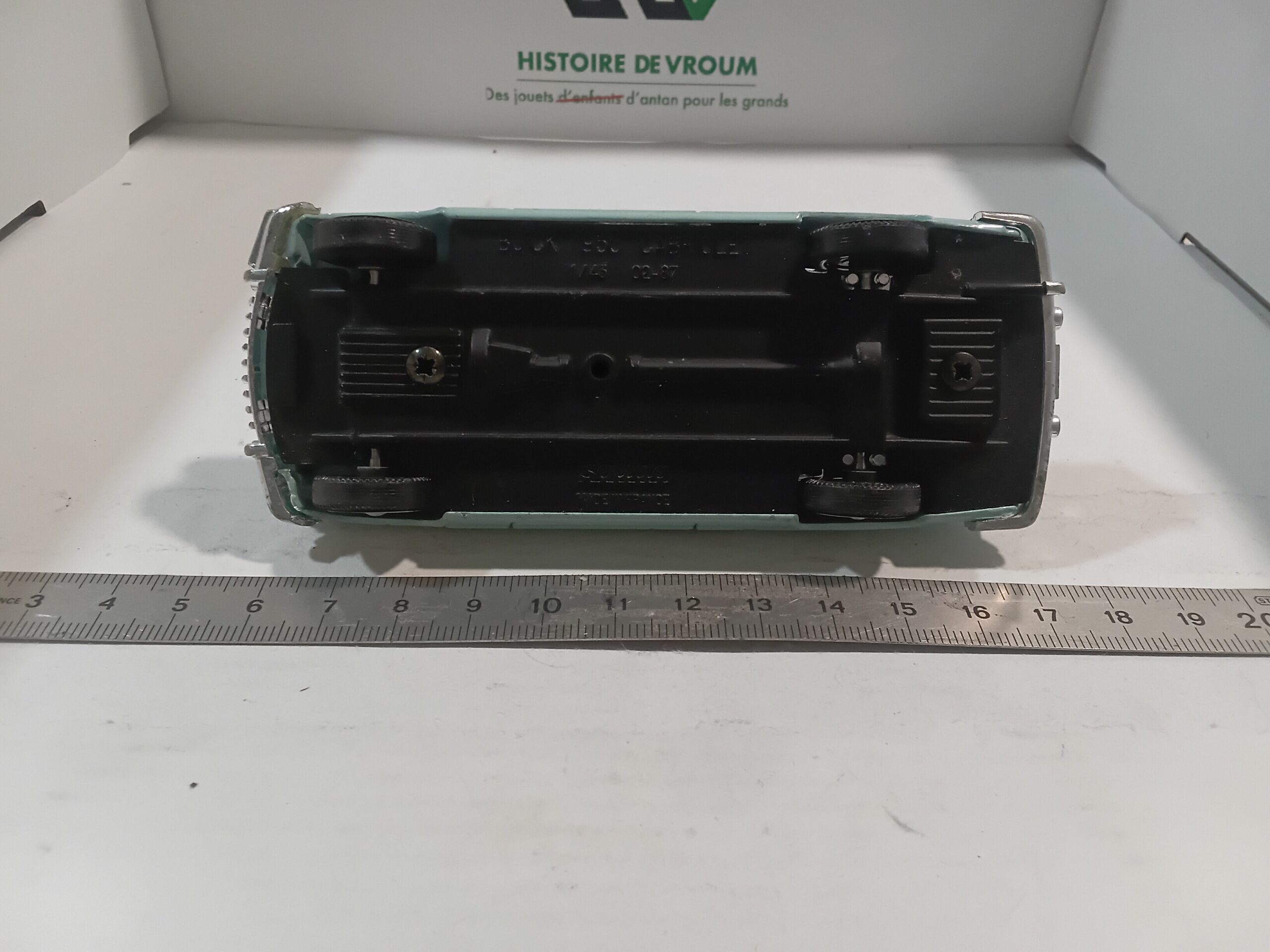 Buick 1950 Cabriolet Bleue Solido 1/43 (sans capote) – Image 5