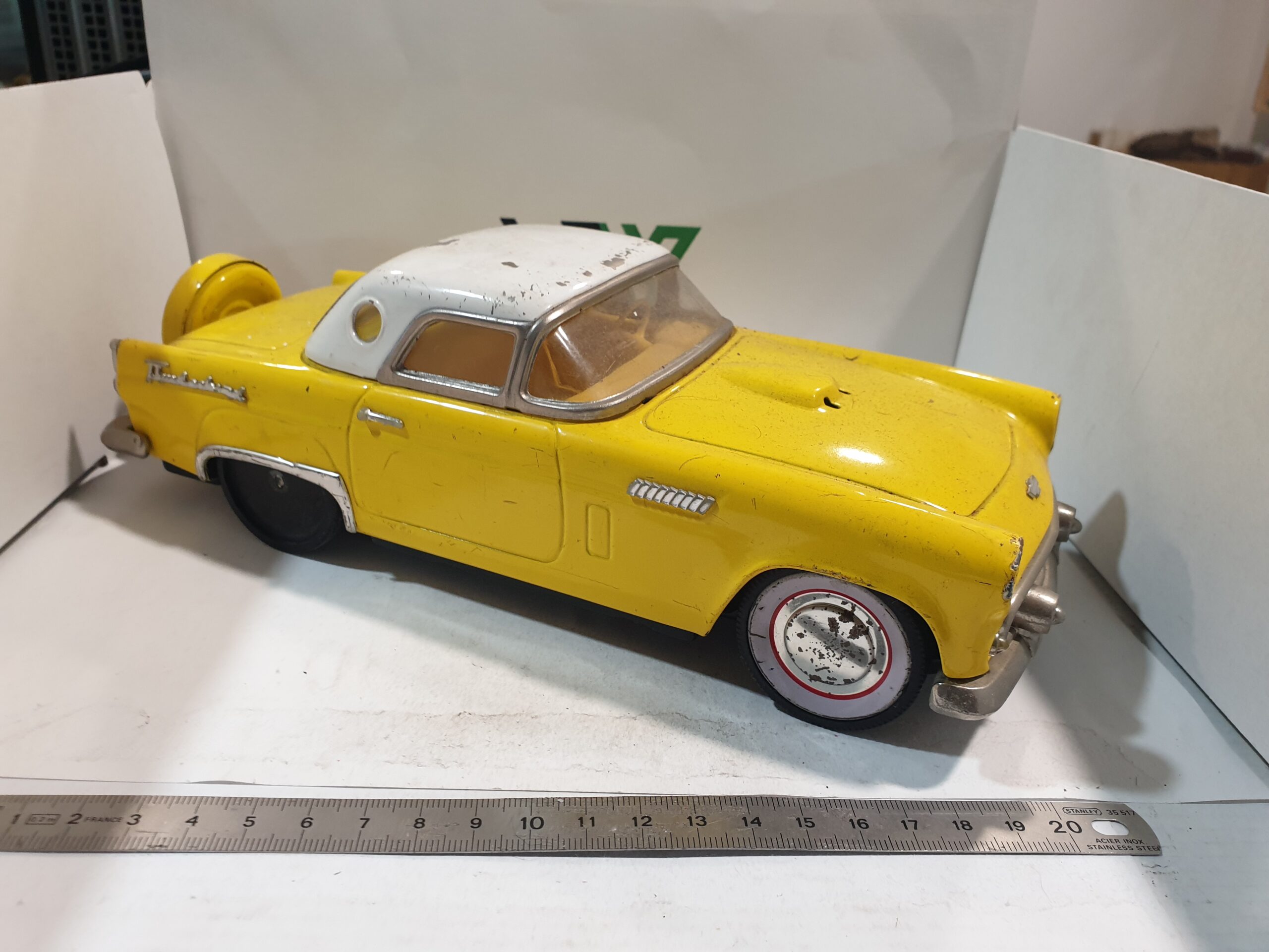 Ford Thunderbird Type 1956 avec hard Top LE668 50'Fifties – Image 2