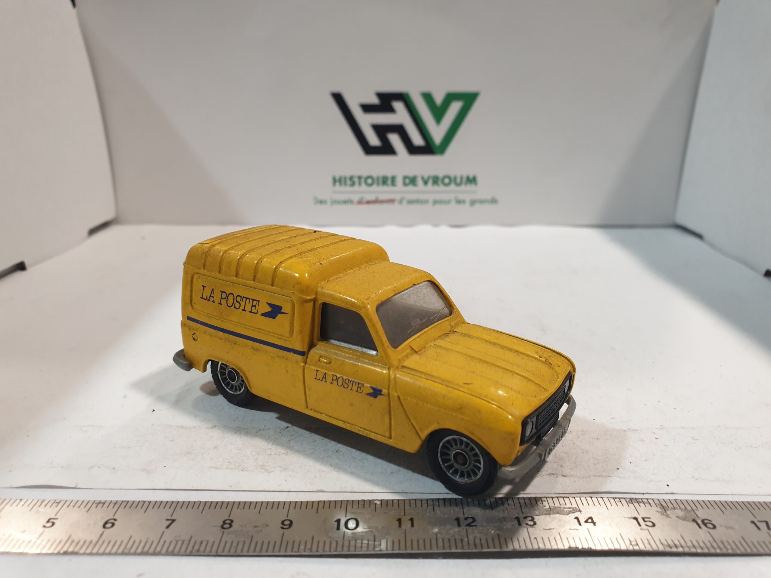 Renault 4 Fourgonnette " La Poste " Solido 1/43 – Image 5