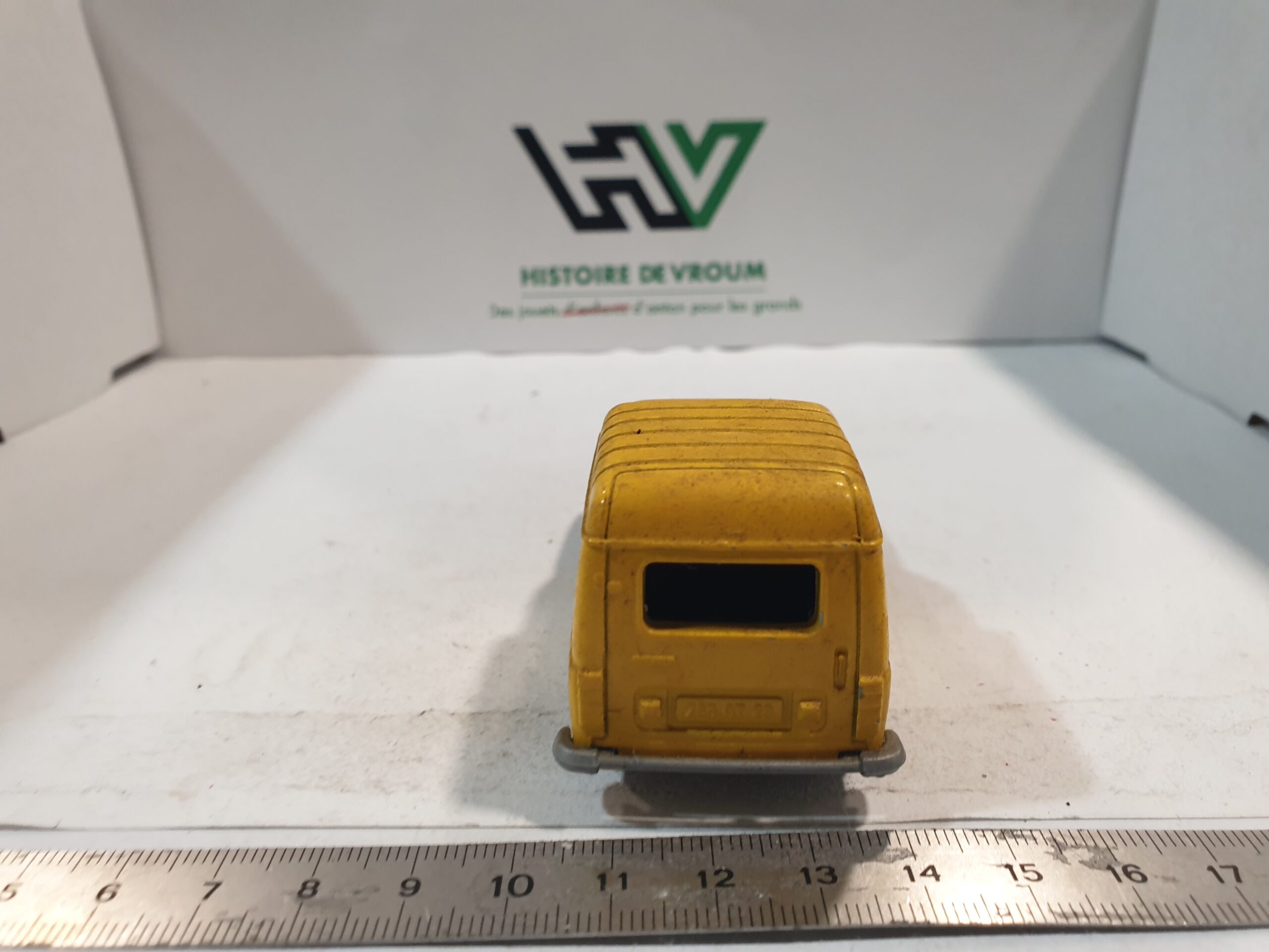 Renault 4 Fourgonnette " La Poste " Solido 1/43 – Image 7