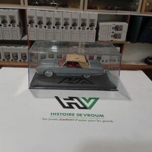 Ford Thunderbird 1961 n°4504 Solido 1/43 Grise