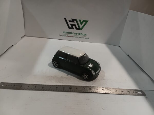 Mini Cooper Burago Verte 1/43 – Image 5