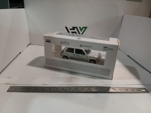 Renault SuperCinq GT Turbo Ph II 1988 Blanc Jet-car 1/43 – Image 3