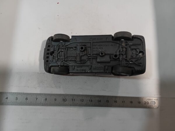 Mercedes Benz 1997 Bordeaux 1/43 – Image 7