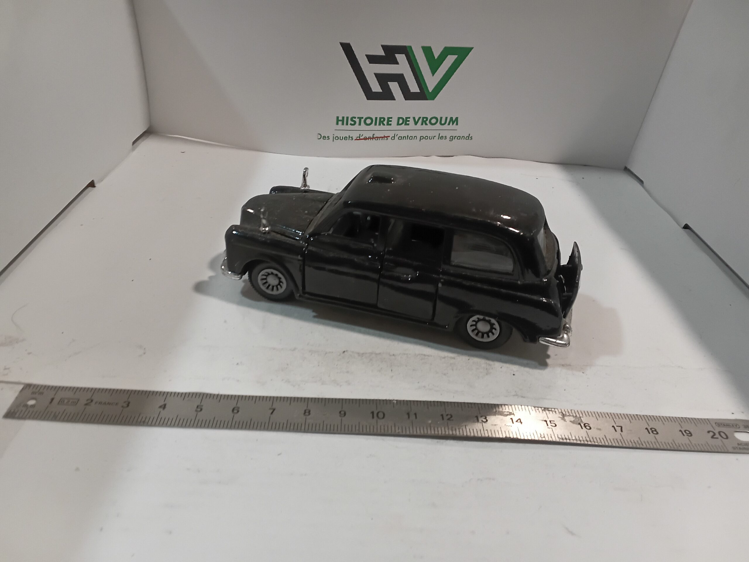 Taxi London Noir 1/43 – Image 6