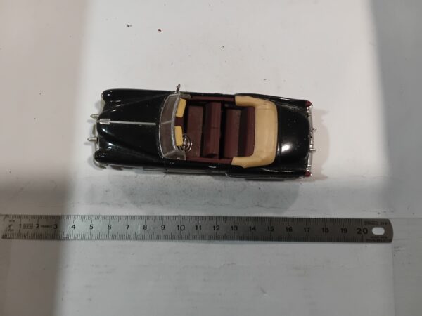 Cadillac Coupé de Ville 1949 noire 1/43 – Image 8