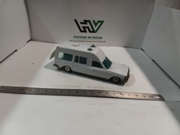 Mercedes Ambulance Jet-Car Norev Blanche 1/43 – Image 6