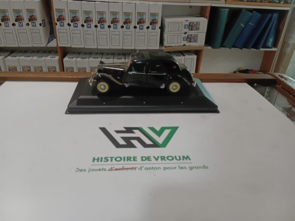 Citroën 15CV 1952 Noir Solido 1/43