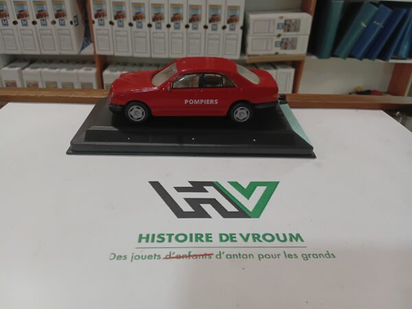 Voiture Pompiers Métal JoyCity Rouge 1/43