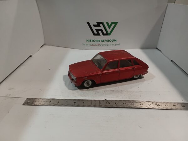Renault 16 Rouge Solido 1/36 – Image 4