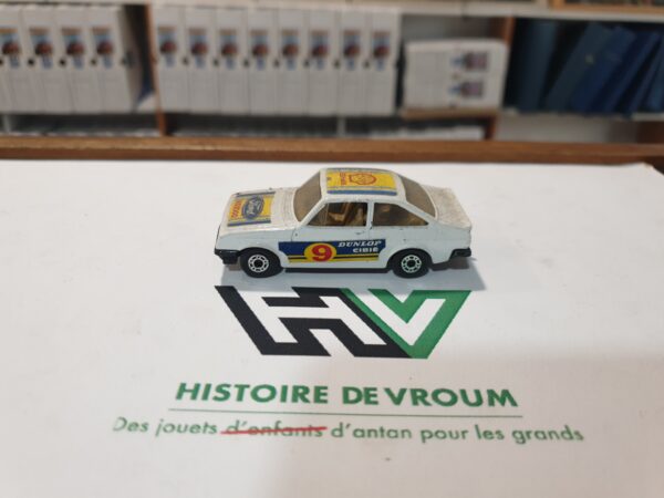Miniature Matchbox Superfast Ford Escort RS2000 (1978) (2)