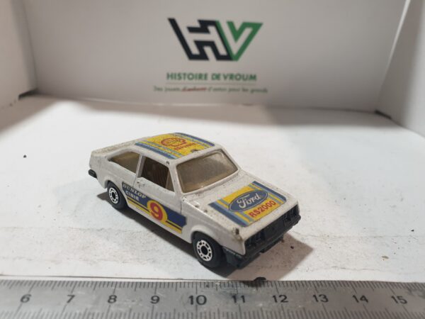 Miniature Matchbox Superfast Ford Escort RS2000 (1978) (2) – Image 4