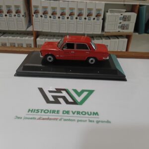 Fiat 125P Taxi Warszawa Rouge 1/43