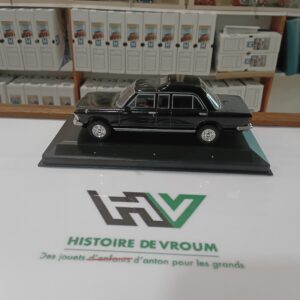Fiat 130 Papamobil Noir 1/43