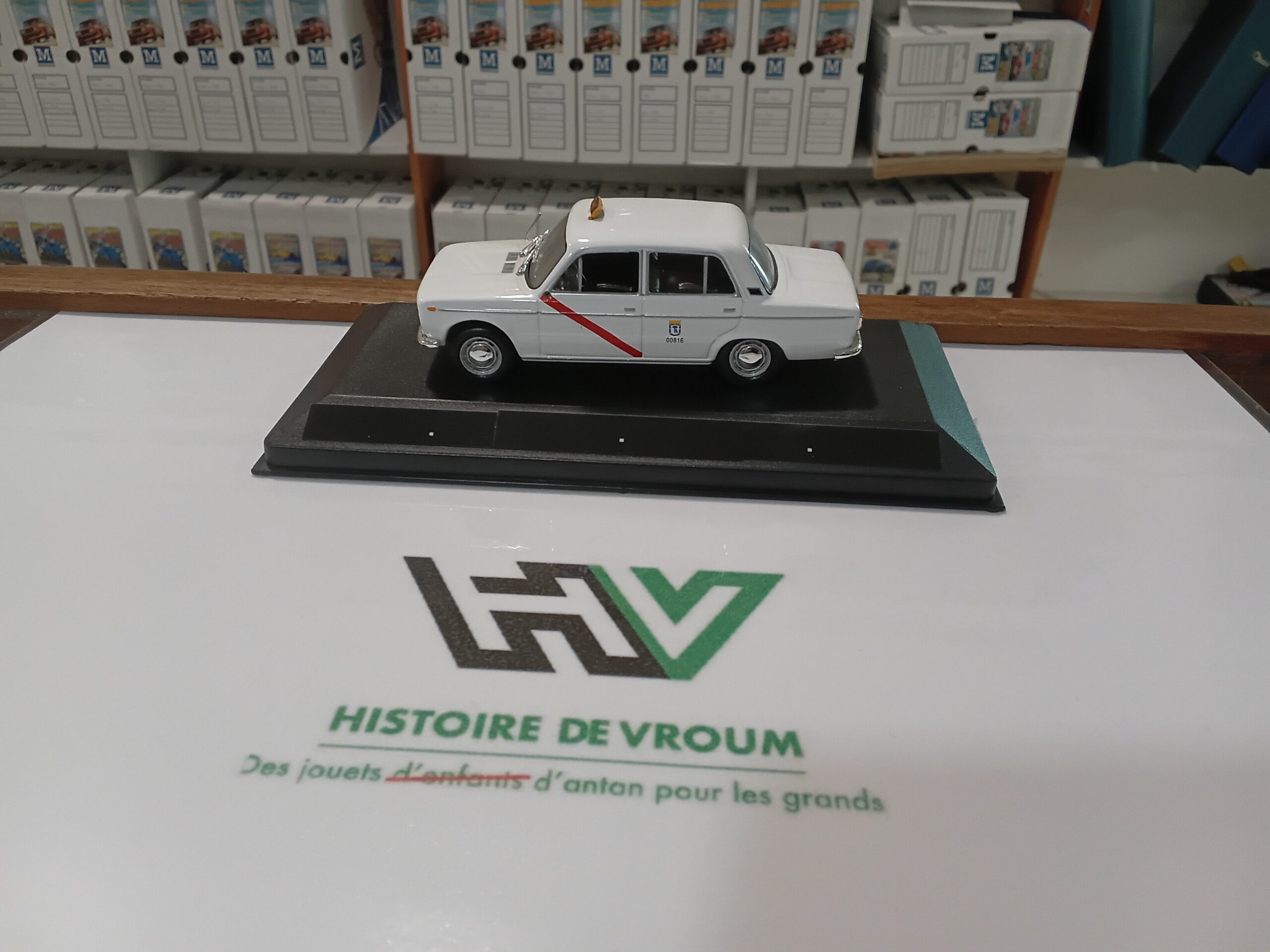 Miniature SEAT 1430 "Voiture de Presse" Très Bon État