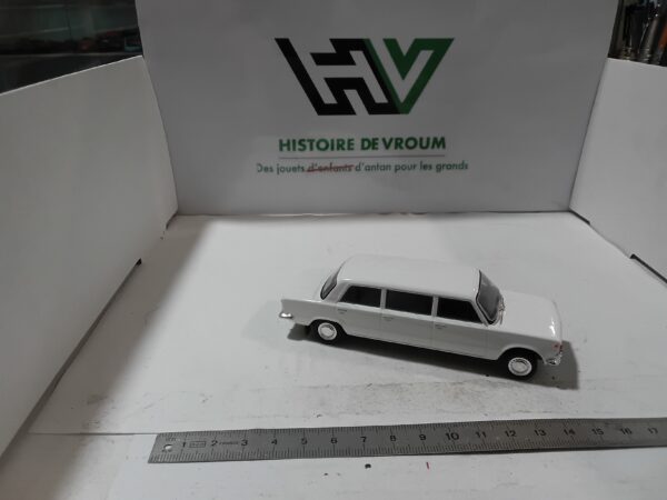Fiat 125P Jamnik Blanche 1/43 – Image 6