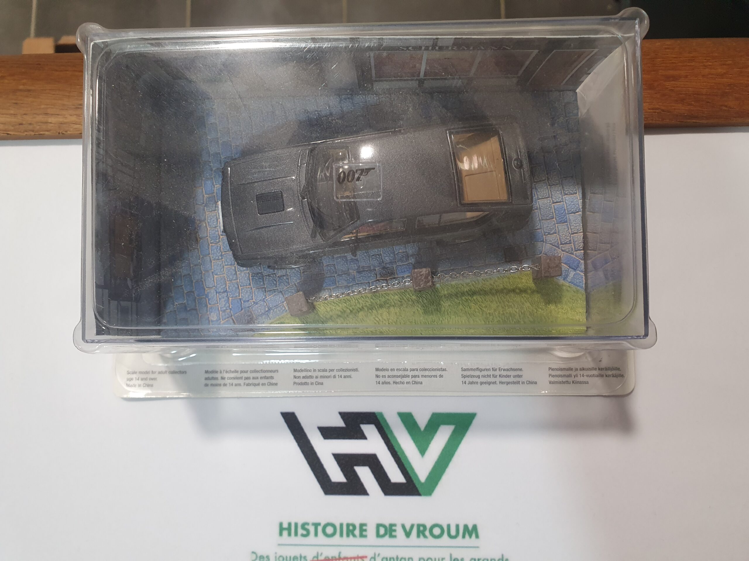 Miniature Alfa Romeo GTV6 1/43 - James Bond 007 Octopussy - Neuf sous Blister+ Livret – Image 5
