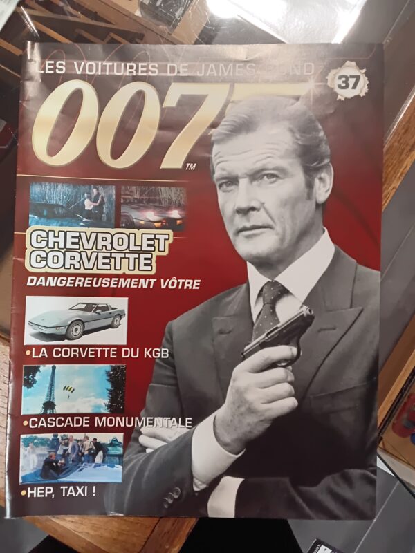 Chevrolet Corvette - A View To A Kill 007 James Bond + livret – Image 7