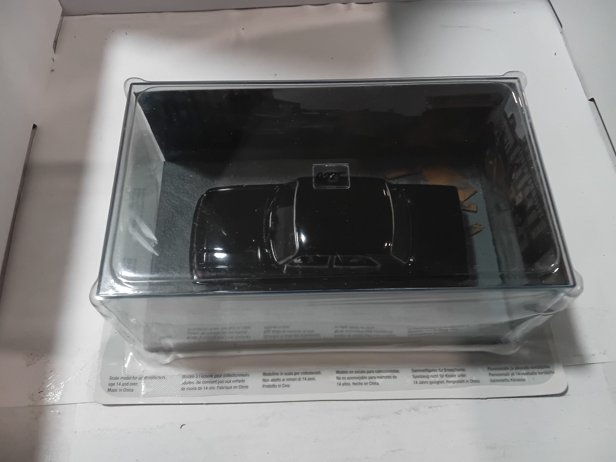 Gaz Volga - Goldeneye 007 James Bond + livret – Image 5