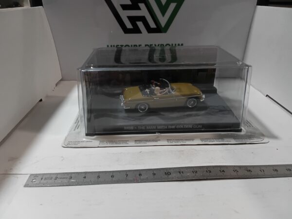 MGB - The Man with the Golden Gun 007 James Bond + livret