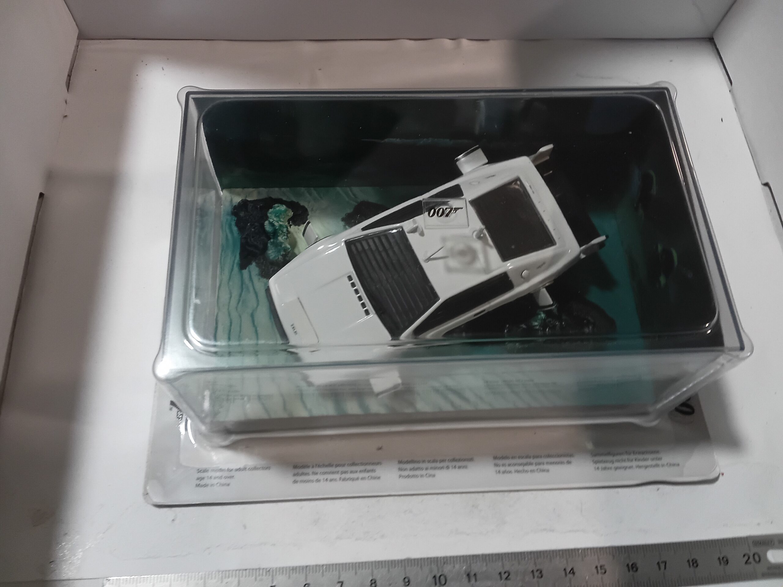 Lotus Esprit - The Spy Who Loved Me 007 James Bond + livret – Image 5