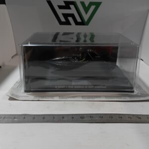 Q Boat - The World is not Enough 007 James Bond + livret