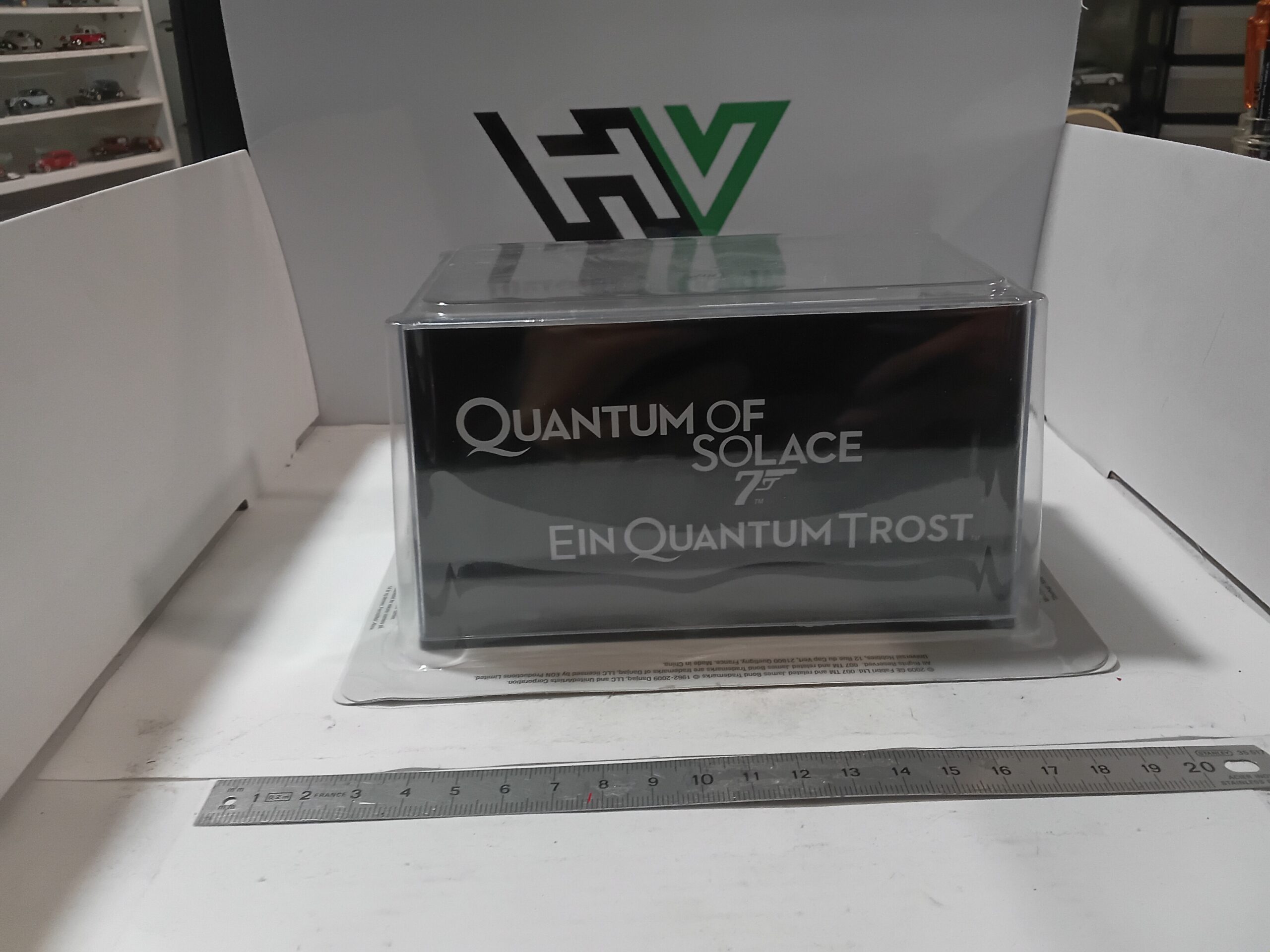 Land Rover Defender - Quantum of Solage 007 James Bond + livret – Image 6