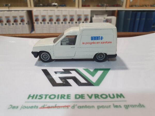 Miniature Solido 1/43 - Renault Express Publicitaire GEBERIT - "Le progrès en sanitaire"