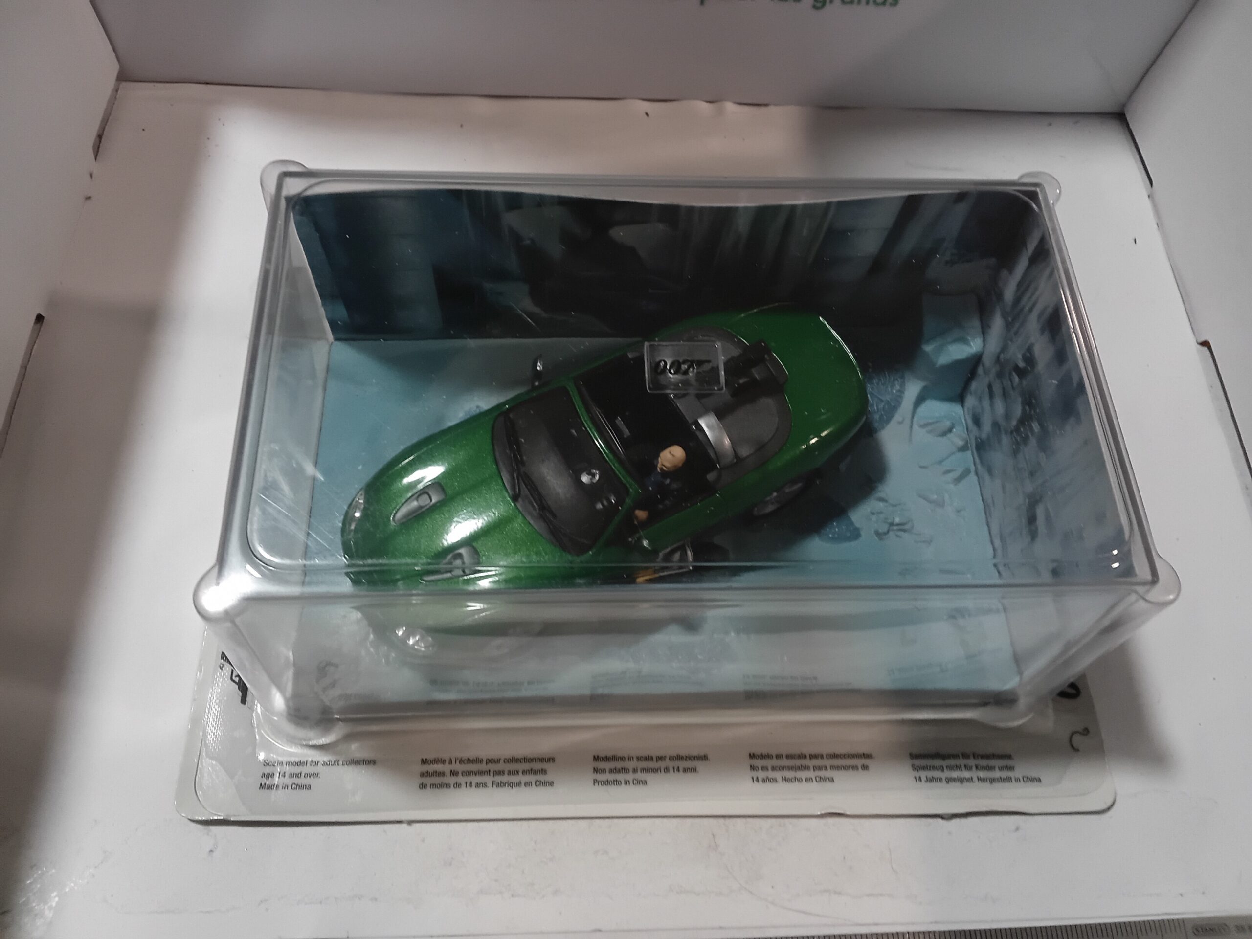 Jaguar XKR - Die Another Day 007 James Bond + livret – Image 5