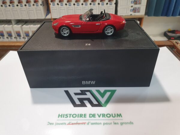 Miniature Collector BMW Z8 Roadster Rouge 1/43 - Édition Concessionnaire (Boîte BMW) - État Neuf