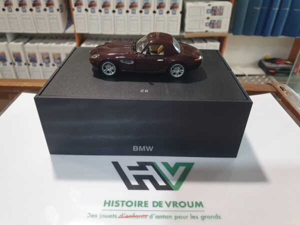 Miniature Collector RARE BMW Z8 Hard-Top Bordeaux Métallisé 1/43 - Édition Concessionnaire (Boîte BMW) - État Neuf