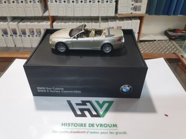 Magnifique Miniature BMW Série 6 Cabriolet (E64) 1/43 - Edition Concessionnaire (Dealer Edition) avec Boîte d'Origine