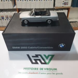 Miniature BMW 2002 Cabriolet (E10) 1/43 - Edition Concessionnaire (Dealer Edition) Boîte d'Origine